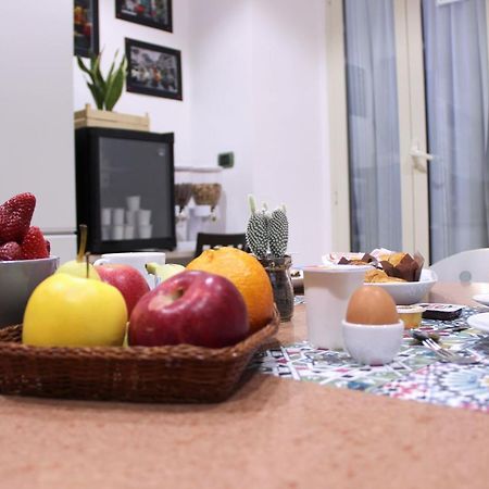 Lorenz Suites Trastevere Hill Рим Екстериор снимка