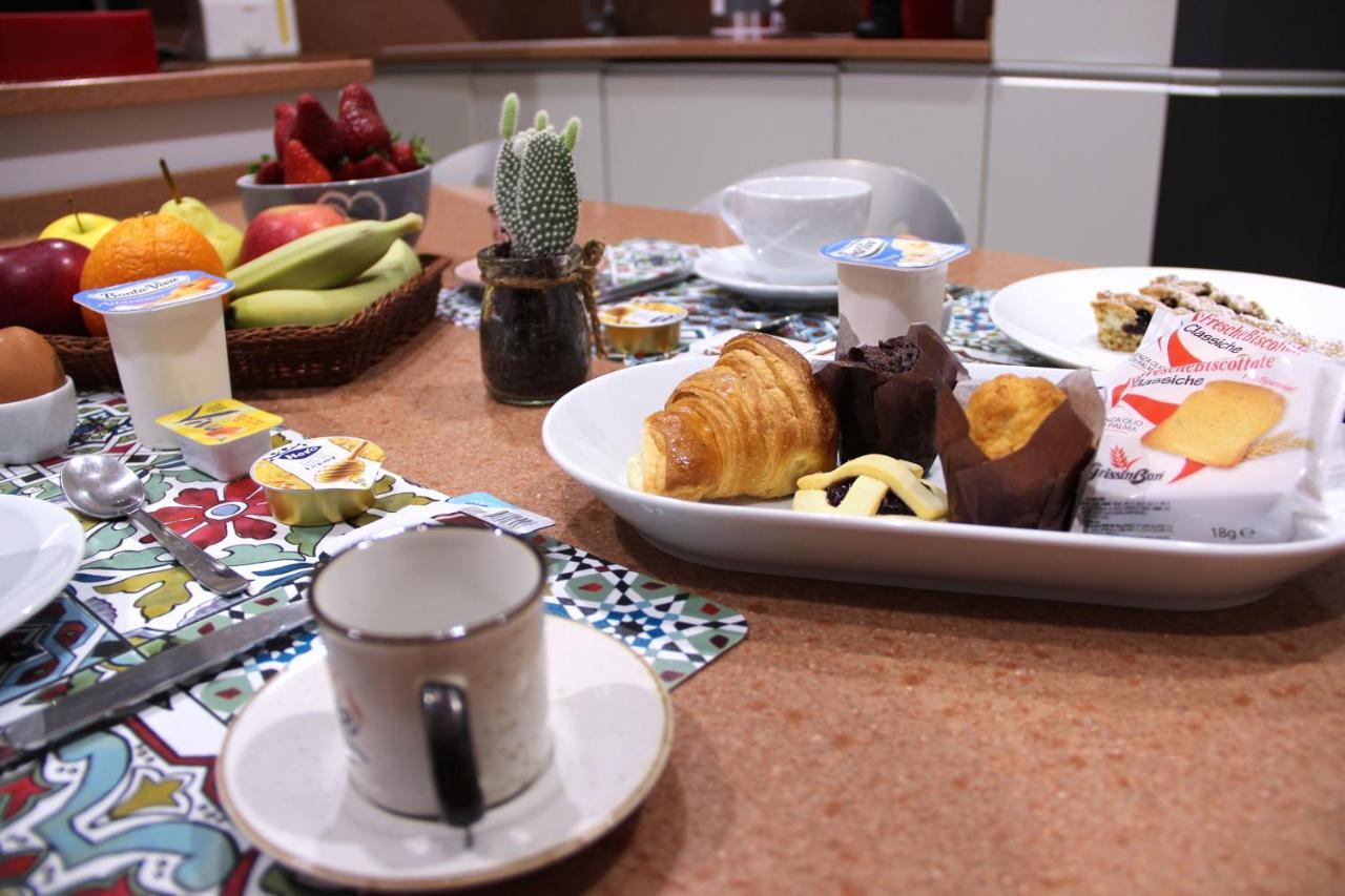 Lorenz Suites Trastevere Hill Рим Екстериор снимка